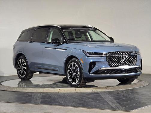 2026 Lincoln Nautilus Reserve