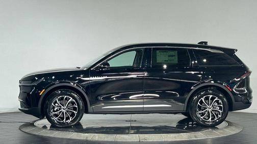 INFINITE BLACK MET CC 2026 Lincoln Nautilus Premiere
