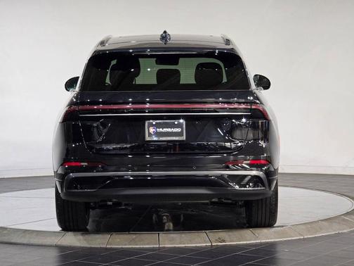 2025 Lincoln Nautilus Reserve