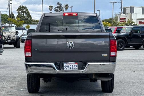 Granite Crystal Metallic Clearcoat 2018 RAM 1500 SLT