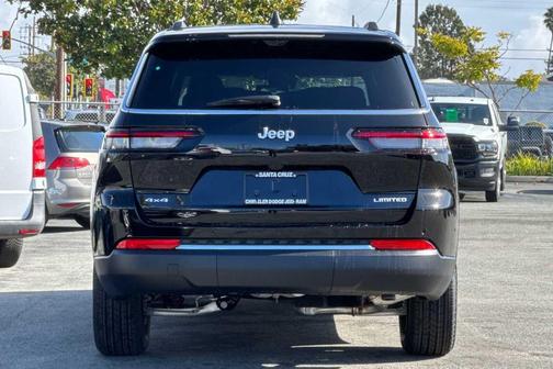 Diamond Black Crystal Pearlcoat 2025 Jeep Grand Cherokee L Limited