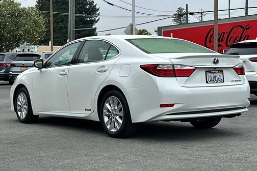 2014 Lexus ES 300h Base