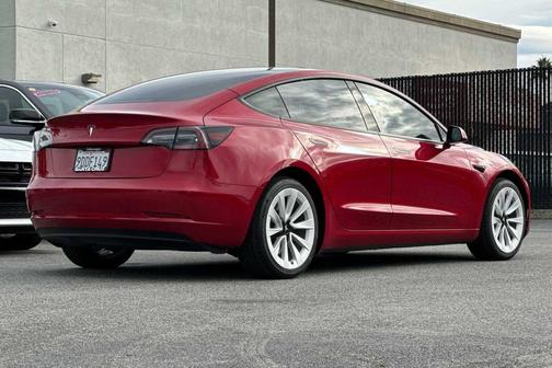 2022 Tesla Model 3 Standard Range