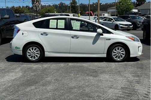 2013 Toyota Prius Plug-in Advanced