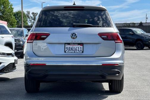 2022 Volkswagen Tiguan 2.0T SE