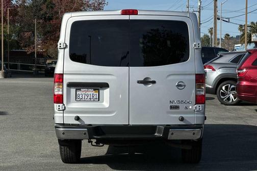2015 Nissan NV Passenger NV3500 HD S V6