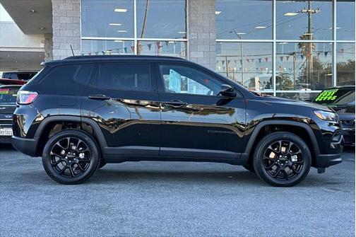 2023 Jeep Compass Latitude