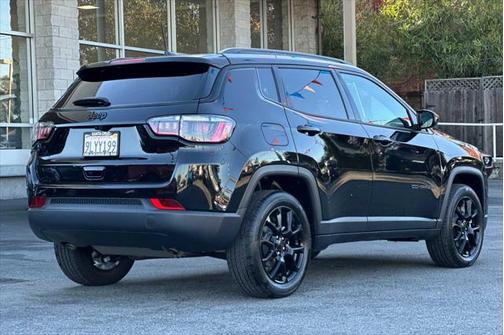 2023 Jeep Compass Latitude