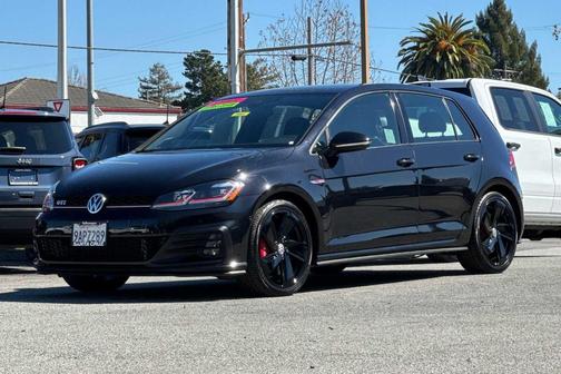 2018 Volkswagen Golf GTI 2.0T S 4-Door
