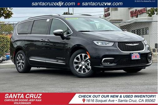 2023 Chrysler Pacifica L