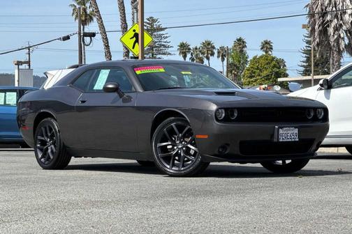 Granite Pearlcoat 2023 Dodge Challenger SXT