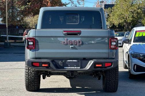 2026 Jeep Gladiator Mojave 4x4