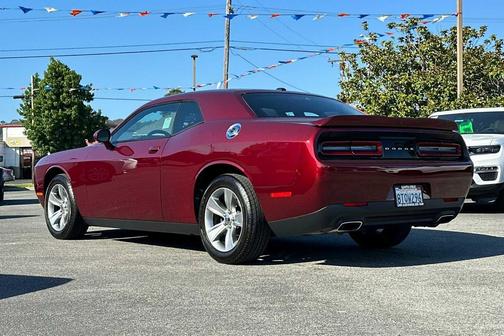2019 Dodge Challenger SXT