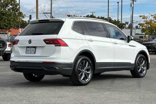 2022 Volkswagen Tiguan 2.0T SE