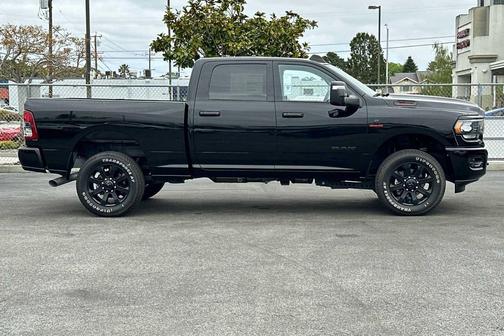 2023 RAM 2500 Big Horn Crew Cab 4x4 6'4' Box