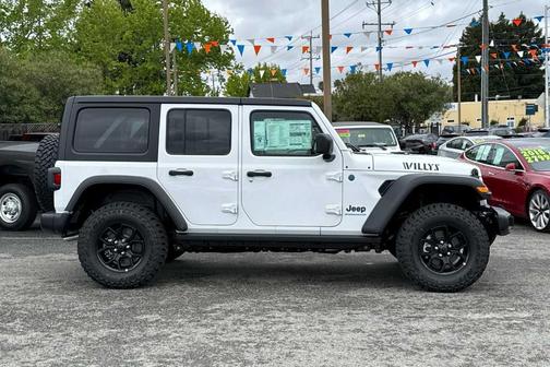 2025 Jeep Wrangler 4xe Willys