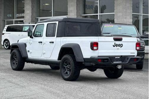 2020 Jeep Gladiator Sport