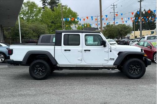2020 Jeep Gladiator Sport