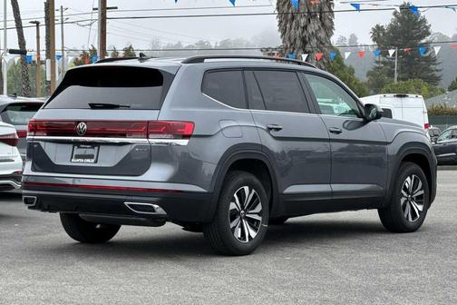2025 Volkswagen Atlas 2.0T SE