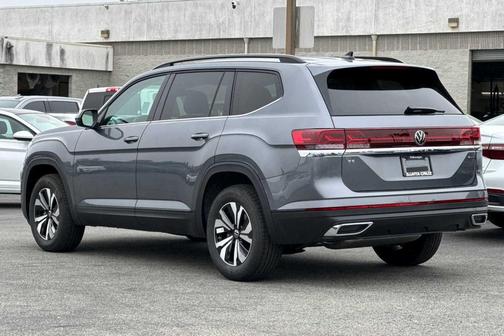 2025 Volkswagen Atlas 2.0T SE