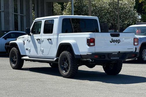 2025 Jeep Gladiator High Tide