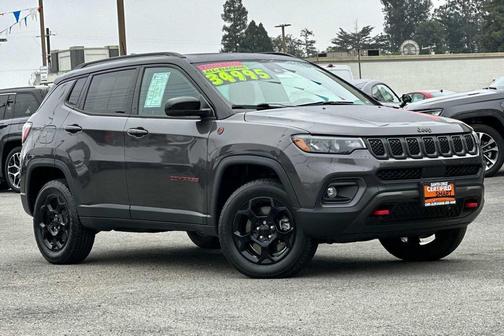 2023 Jeep Compass Trailhawk