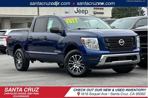 2022 Nissan Titan SV