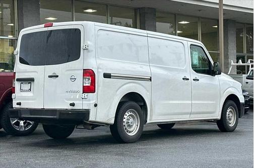 2017 Nissan NV Cargo NV2500 HD S V6