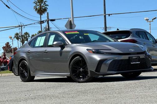 Heavy Metal 2025 Toyota Camry SE