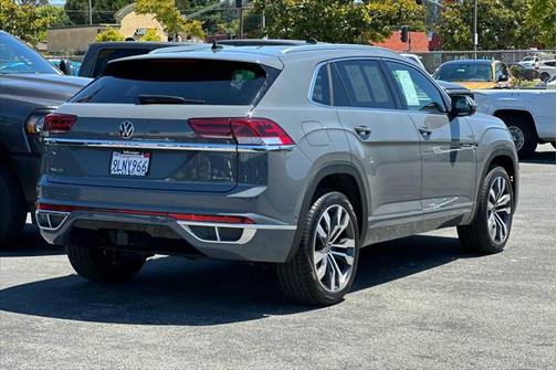 2023 Volkswagen Atlas Cross Sport 3.6L V6 SEL Premium R-Line