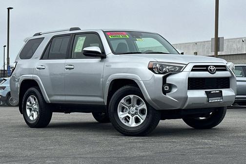 2023 Toyota 4Runner SR5