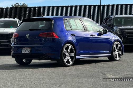 2015 Volkswagen Golf R 4-Door w/DCC & Navigation