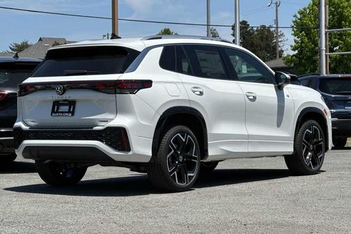 White Pearl 2026 Volkswagen Tiguan 2.0T SEL R-Line 4MOTION