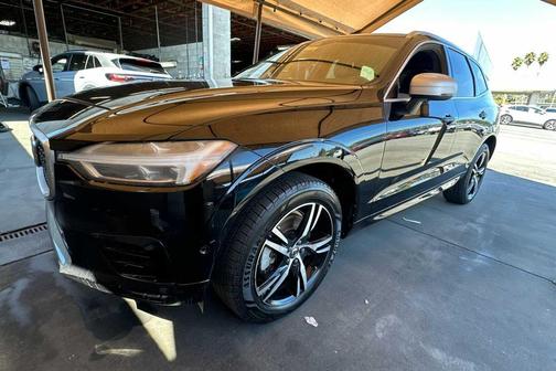 2018 Volvo XC60 T6 R-Design