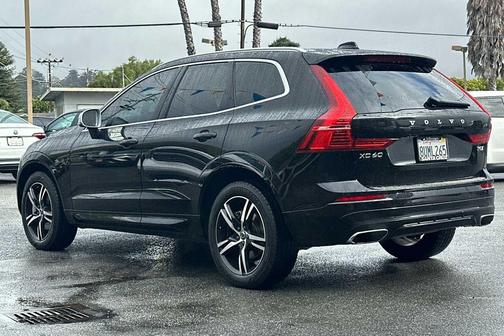 2018 Volvo XC60 T6 R-Design