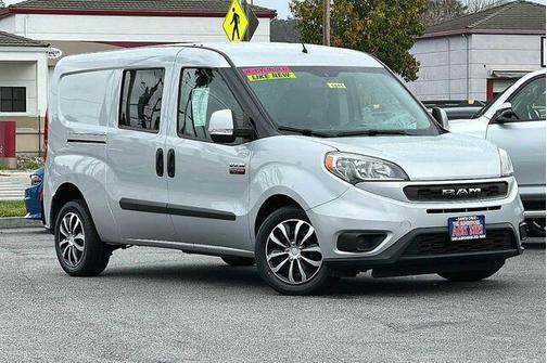 Photo 2 of 26 of 2019 RAM ProMaster City SLT