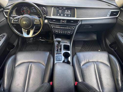 2020 Kia Optima SE