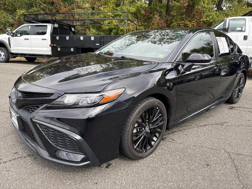 2022 Toyota Camry Hybrid Nightshade