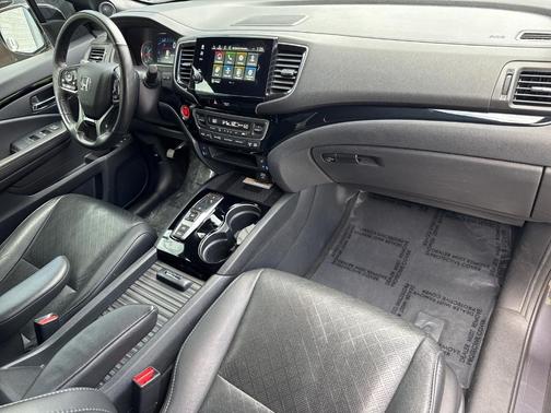 2020 Honda Passport Elite