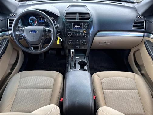 2016 Ford Explorer Base