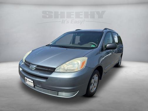 2004 Toyota Sienna LE