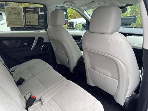 2020 Land Rover Discovery Sport SE