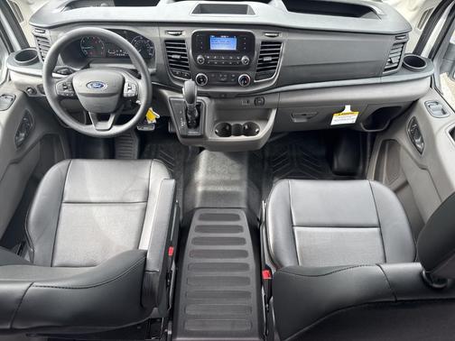 2025 Ford Transit-250 148 WB Medium Roof Cargo