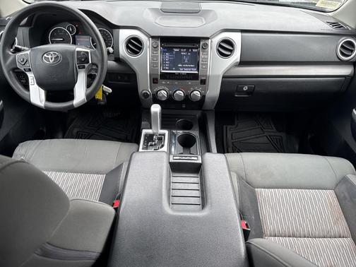 2015 Toyota Tundra SR5