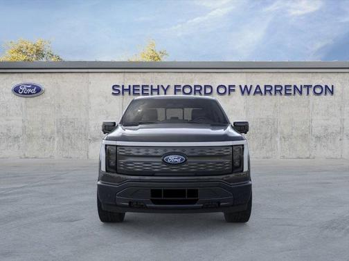 2025 Ford F-150 Lightning LARIAT