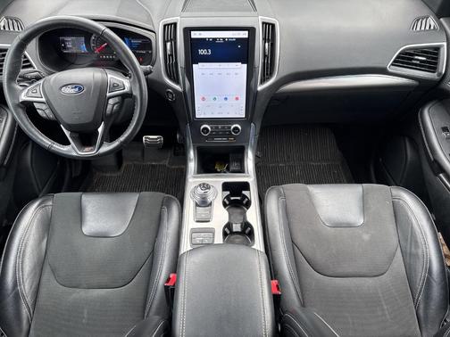 2022 Ford Edge ST