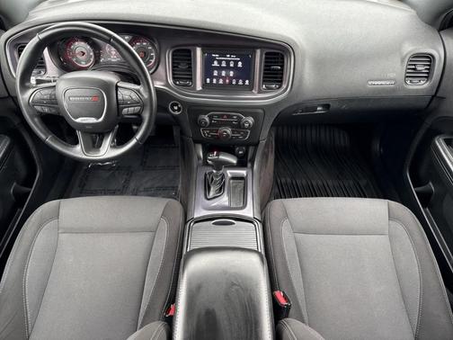 2018 Dodge Charger SXT