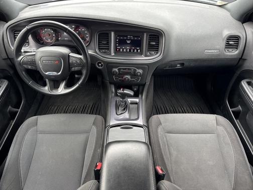 2018 Dodge Charger SXT