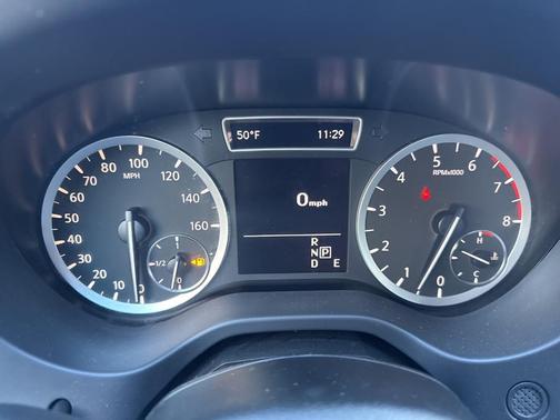 2018 INFINITI QX30 Luxury