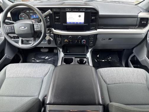 2023 Ford F-250 XLT